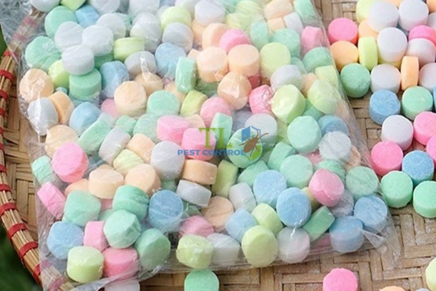 Đuổi chuột bằng long não 