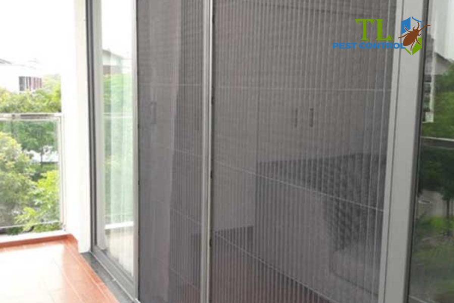 Lắp đặt cửa lưới chống muỗi