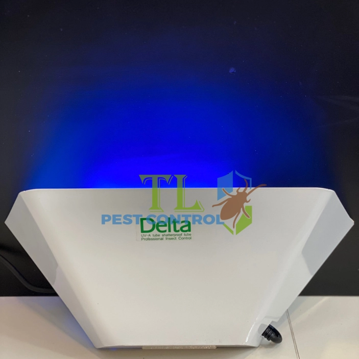 Đèn diệt côn trùng bằng keo dính Delta C2-15W
