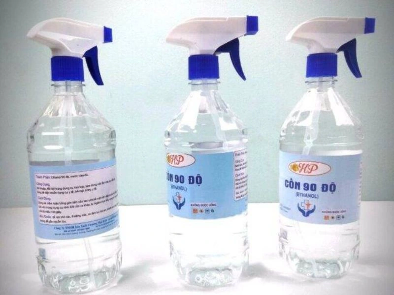 diệt mối trong tủ quần áo