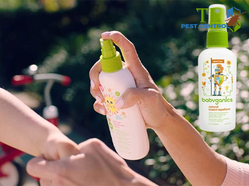 Xịt chống muỗi cho bé Babyganics