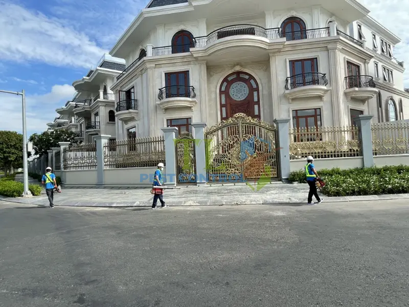 Phun thuốc xịt muỗi bao lâu thì mới vào nhà được